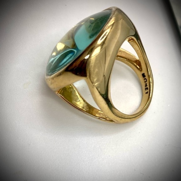MONET signed RARE Blue Topaz Faceted Glass Gold Plated Statement Ring size 7 - Picture 4 of 15
